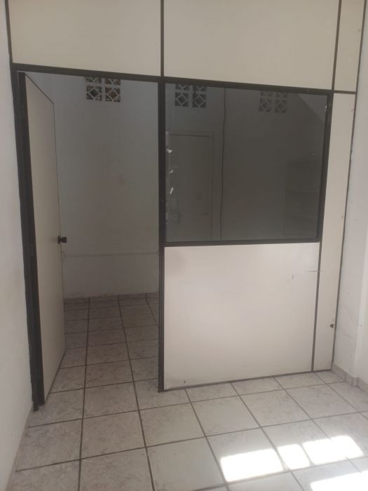 Sala Comercial - Aluguel - Centro - Laguna - SC